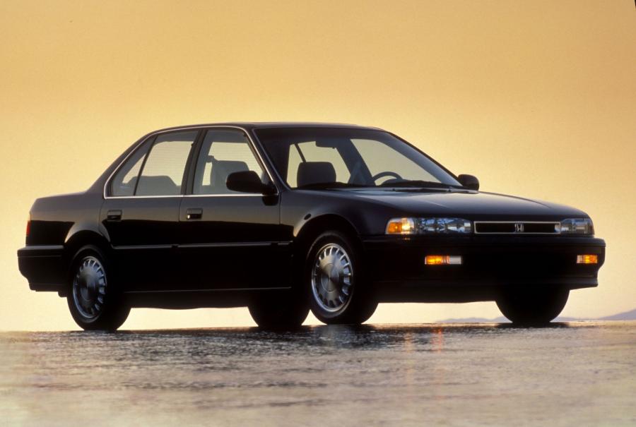  Honda Accord 1990 года  (фото 25 из 29)